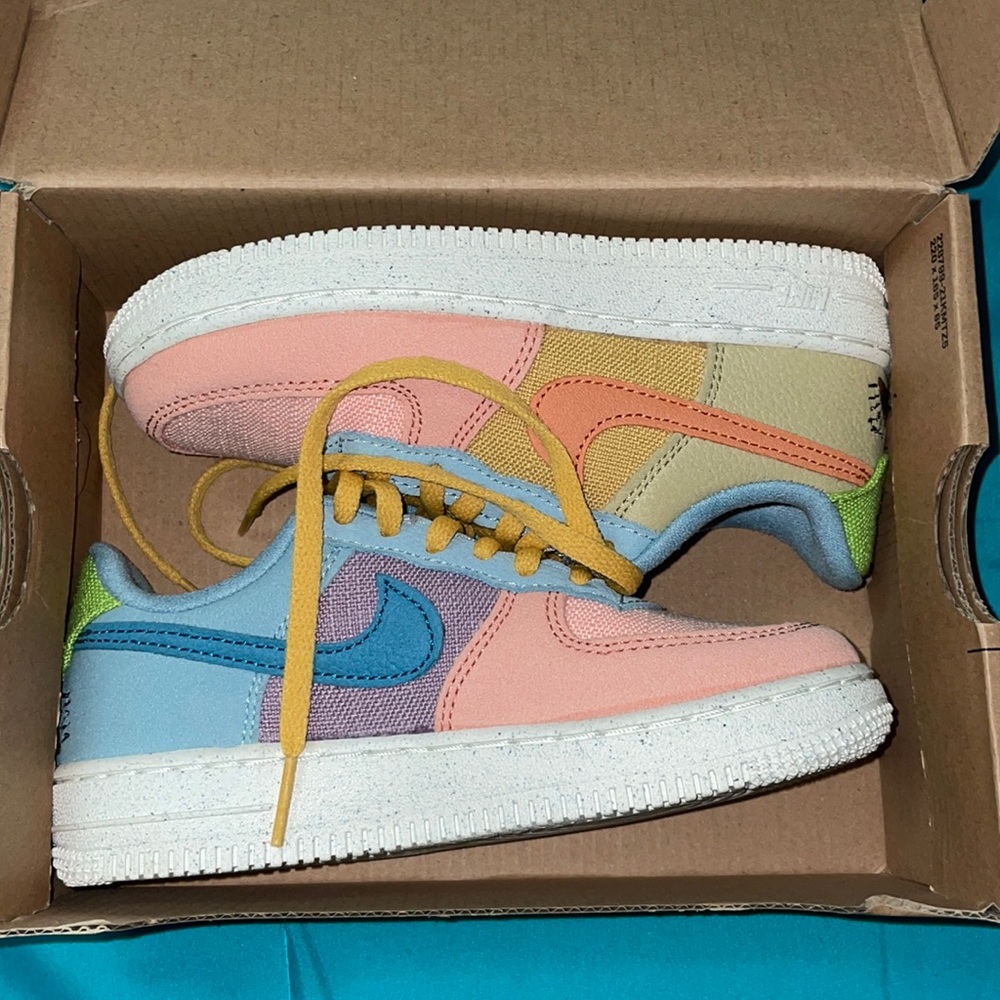 Nike Air Force 1